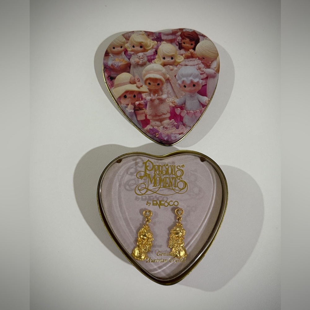 Vintage Precious Moments Gold Earrings in Heart Box